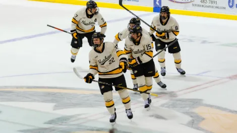 Matthew Van Blaricom named CCHA Forward of the Week